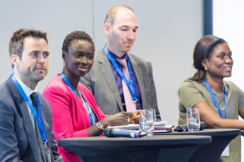 Forum cinfo – Salon de l'emploi 'Travailler dans la coopération internationale'