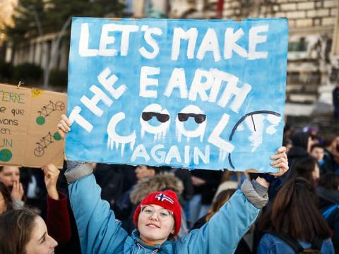 Des milliers de jeunes dans les rues lors de la grève pour le climat - Communiqué de Climat strike