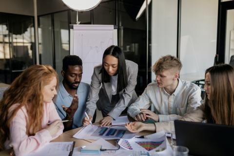 " Connaissez-vous le dispositif européen EYE, l’Erasmus des entrepreneurs ? " - article de PositiVR