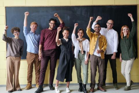 " Après les étudiant·es qui bifurquent, la révolte des profs pour transformer l'enseignement  de l'économie " - article de Novethic